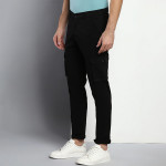 Men Black Tapered Fit Cargos Trousers