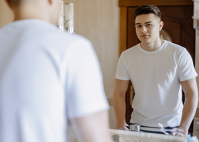 The Perfect White T-Shirt: A Guide to Finding Your Fit